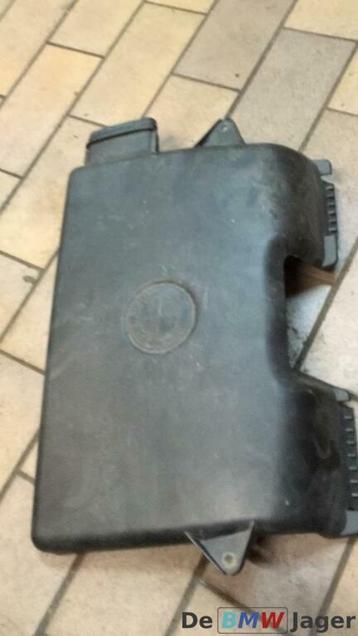 Luchtinlaat BMW 1-serie E81 E87 E82 13717523629 beschikbaar voor biedingen