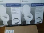 Twee verhoogde toiletzittingen van Savanah 10cm met deksel., Nieuw, Ophalen