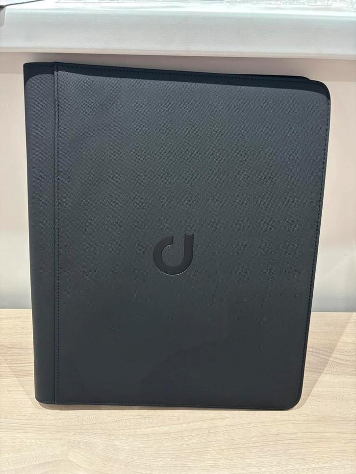 Toploader 9-pocket map Hoge kwaliteit kaartenmap 252 pocket, Hobby en Vrije tijd, Verzamelkaartspellen | Overige, Zo goed als nieuw