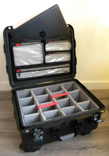 AKTIE NANUK CASE 950 PRO PHOTO met Trolley, Div. & Lid Org. beschikbaar voor biedingen