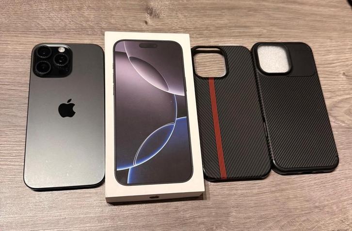 IPHONE 16pro max, Telecommunicatie, Mobiele telefoons | Hoesjes en Screenprotectors | Apple iPhone, Zo goed als nieuw, Ophalen of Verzenden