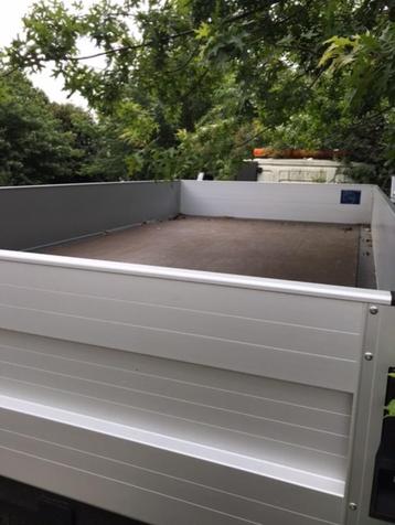 Open Laadbak : 4 meter beschikbaar voor biedingen