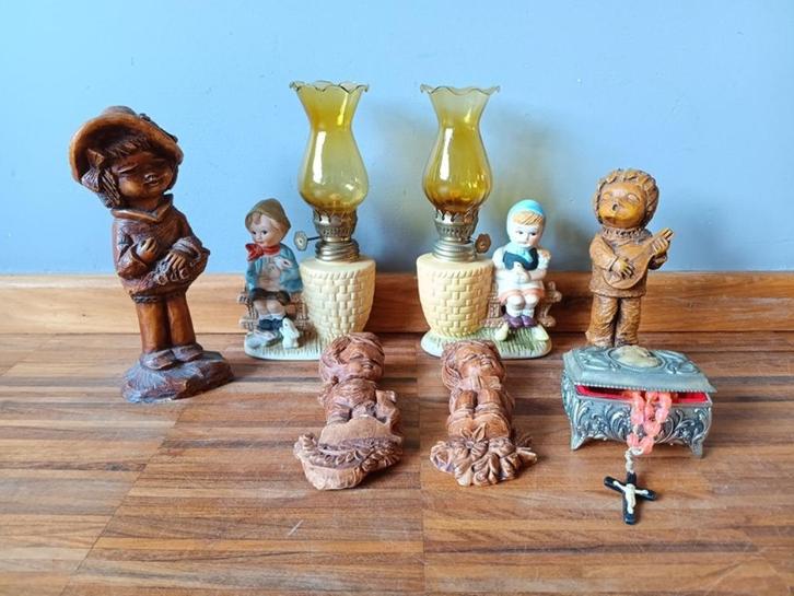 Lot brocante beeldjes en juwelendoosje met rozenkrans, Antiek en Kunst, Curiosa en Brocante, Ophalen of Verzenden