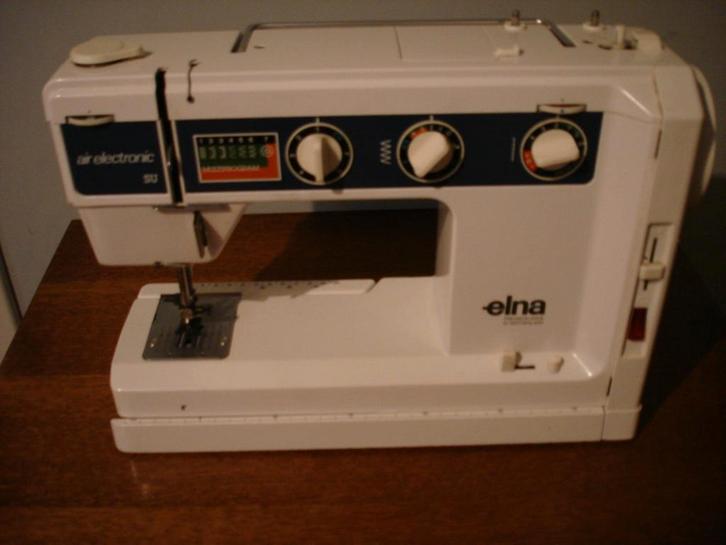 Vintage elektrische naaimachine Elna SU Air Electronic 68., Hobby en Vrije tijd, Naaimachines en Toebehoren, Gebruikt, Naaimachine