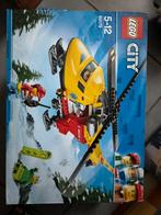 Hélicoptère ambulance LEGO City - 60179, Enfants & Bébés, Comme neuf, Ensemble complet, Enlèvement, Lego