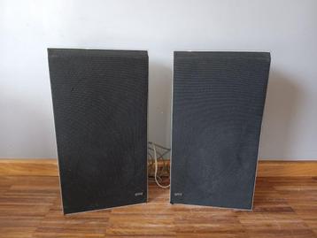 Vintage luidsprekers B&O Beovox S22 + Akai luidspreker beschikbaar voor biedingen