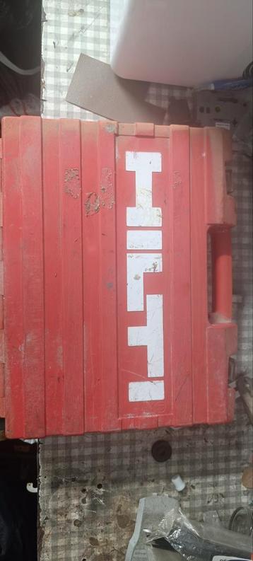 Hilti TE 5, Enlèvement, Utilisé