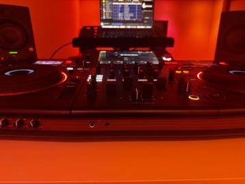 ️ Pioneer Opus Quad te koop + decksaver + draagtas, Musique & Instruments, Enlèvement, Comme neuf, Platine, Pioneer