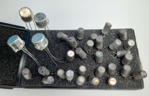 Germanium transistoren - lot van 40 (deels recup), Hobby & Loisirs créatifs, Composants électroniques, Utilisé, Enlèvement ou Envoi