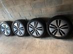 Orginele Volkswagen velgen met zomerbanden 17 inch, 17 inch, Ophalen of Verzenden, Band(en), Zomerbanden