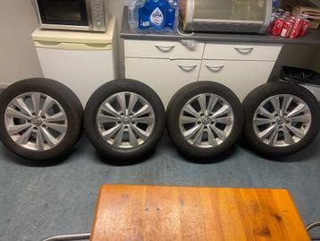Originele Volkswagen16 inch velgen met banden  beschikbaar voor biedingen