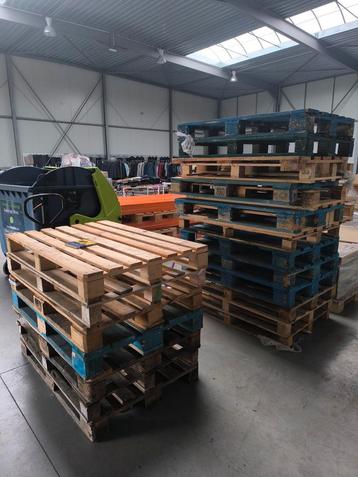 Palettes à donner  beschikbaar voor biedingen