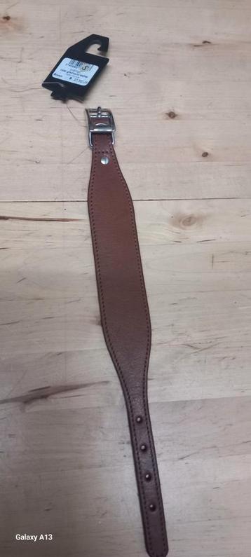 
Bruine lederen halsband
Voor windhonden beschikbaar voor biedingen