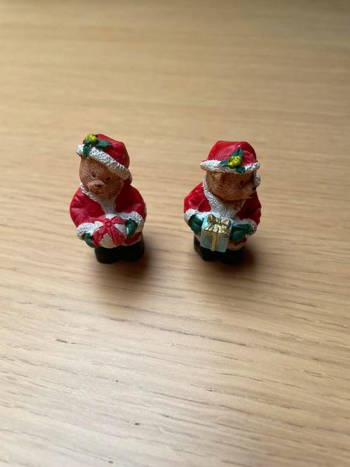Beeldjes beren in kerstoutfit, Verzamelen, Beelden en Beeldjes, Nieuw, Ophalen