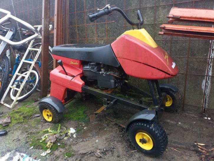 Châssis tracteur tondeuse Wolf scooter idéal pour jeu enfant, Jardin & Terrasse, Tondeuses à gazon, Enlèvement
