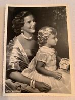 La princesse Lilian avec la princesse Marie-Christine, Collections, Enlèvement ou Envoi, Comme neuf