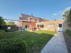 Huis te huur in Roeselare, 4 slpks, 333 m², Vrijstaande woning, 4 kamers
