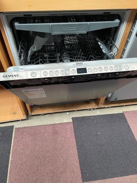 LAVE-VAISSELLE ENCASTRÉ DE DIFFÉRENTES MARQUES ET MODÈLES, Electroménager, Lave-vaisselle, Neuf, Encastré, Classe énergétique A ou plus économe