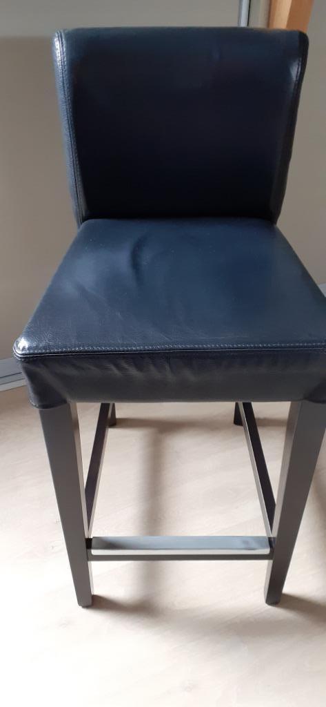 Keuken/barkrukken, Huis en Inrichting, Barkrukken, Zo goed als nieuw, 90 cm of meer, Leer, 4 krukken, Met voetsteun, Ophalen