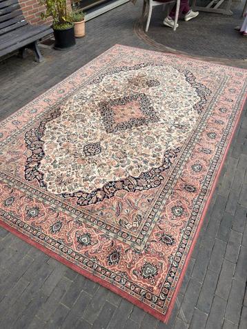 Osta Carpets – Keshan tapijt 200x300 cm beschikbaar voor biedingen