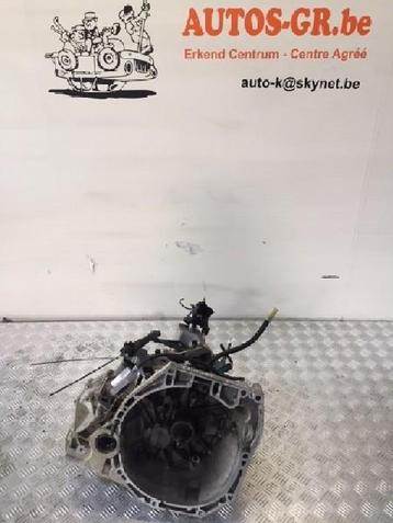 VERSNELLINGSBAK Renault Megane IV (RFBB) (tl40876bak), Gebruikt, Renault