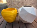 2 bloempotten - nog wat vuil maar in perfect staat, Enlèvement, Comme neuf