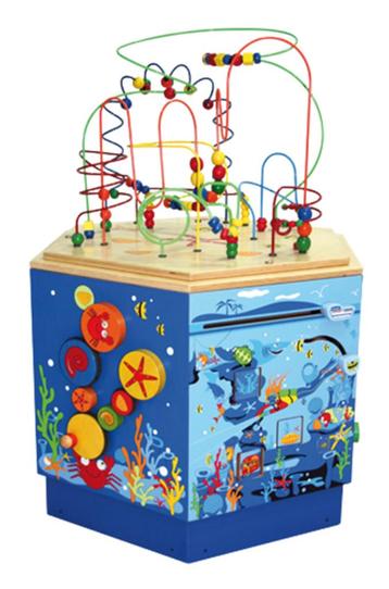 Grote houten activiteitentafel Coral Reef beschikbaar voor biedingen