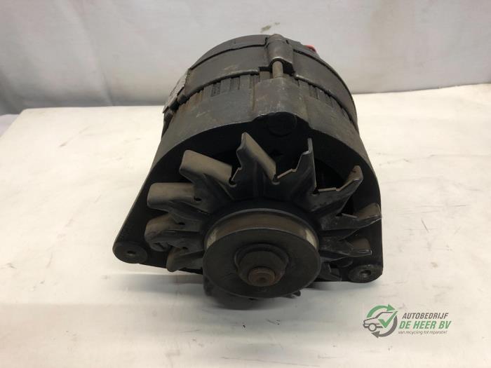 Dynamo d'un Austin Maestro, Autos : Pièces & Accessoires, Moteurs & Accessoires, Utilisé, Enlèvement ou Envoi