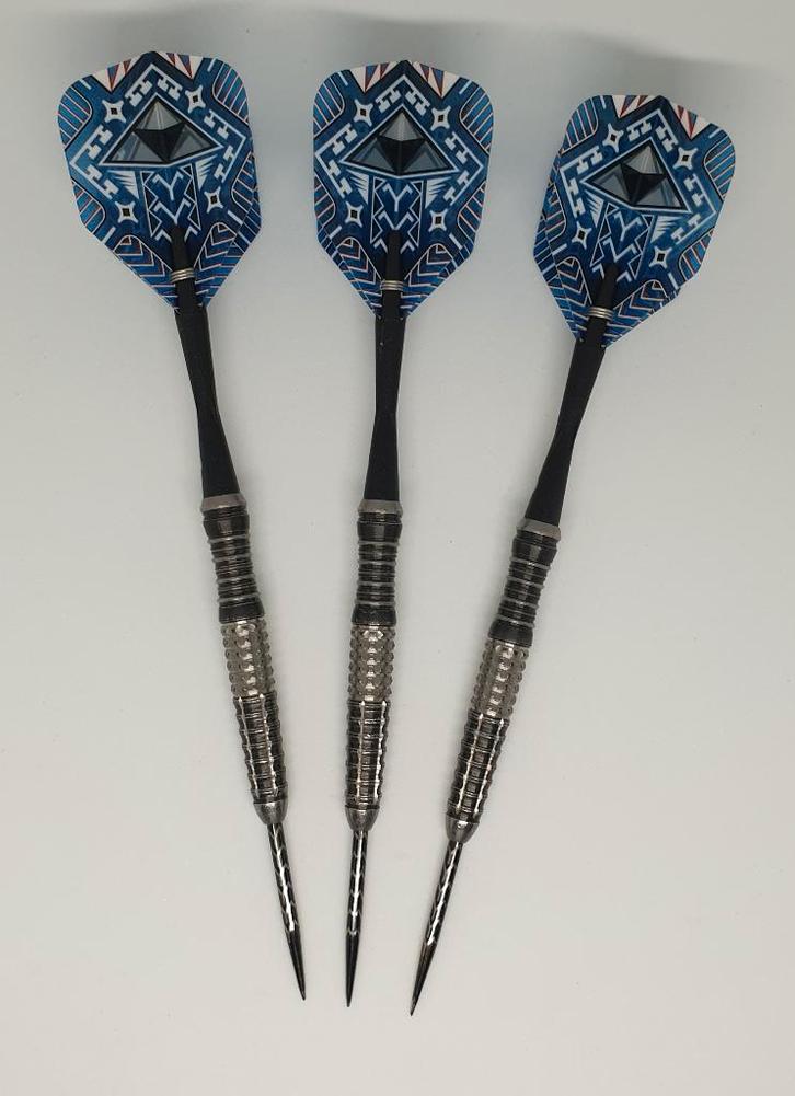 Darts pijlen Shot Tribal Weapon Koa 90% - 24 gram, Sport en Fitness, Darts, Gebruikt, Pijlen, Ophalen of Verzenden