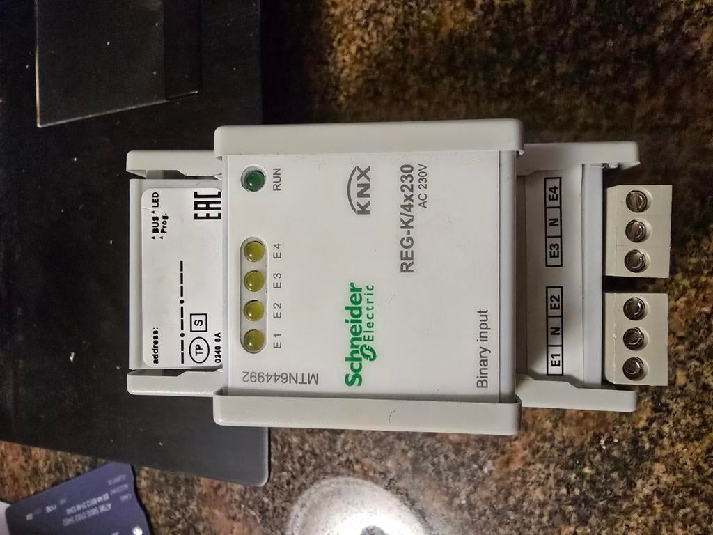 schneider knx sckakelactor reg-k/ 4x230, Doe-het-zelf en Bouw, Ophalen of Verzenden, Nieuw