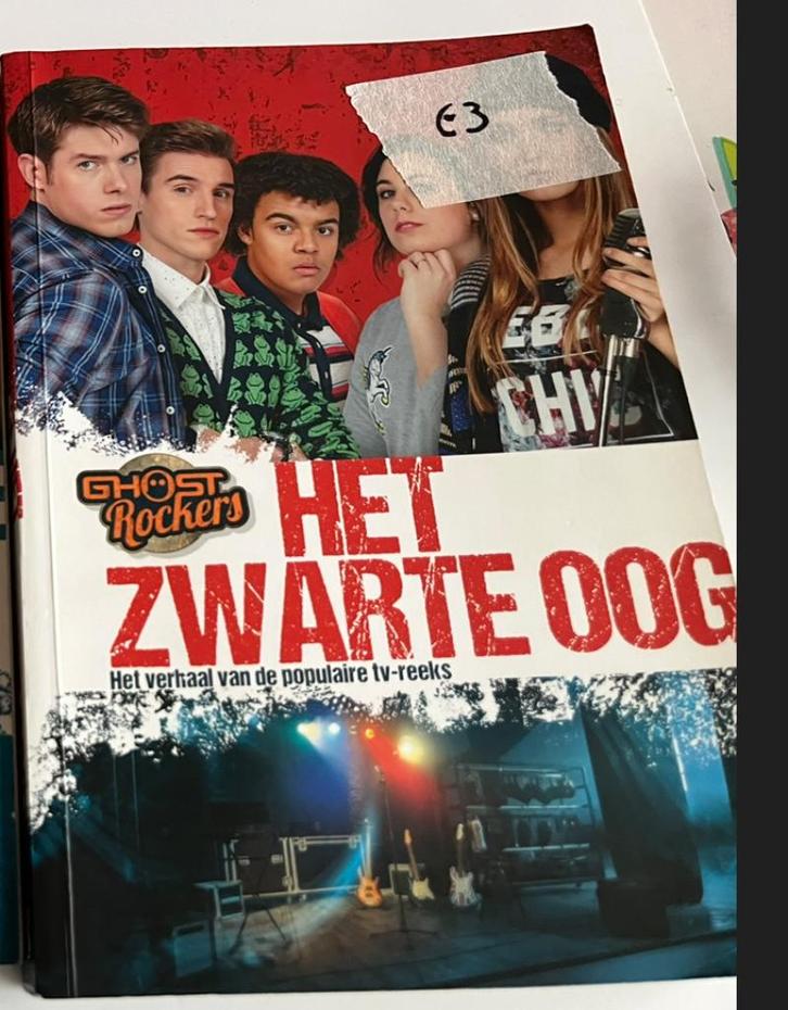 Ghost Rockers: Het zwarte oog, Livres, Livres pour enfants | Jeunesse | 10 à 12 ans, Utilisé, Fiction, Enlèvement