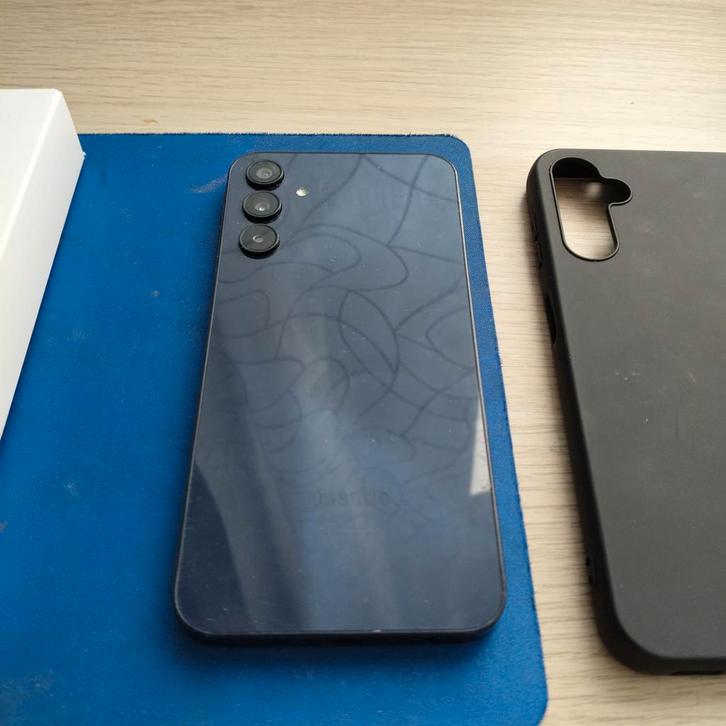 Samsung A15, Télécoms, Téléphonie mobile | Samsung, Comme neuf, Galaxy A, 128 GB, Écran tactile, Android OS, Bleu, Enlèvement