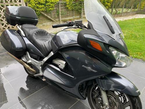 Honda ST1300 Pan European, Motoren, Motoren | Honda, Particulier, Toermotor, meer dan 35 kW, 4 cilinders, Ophalen