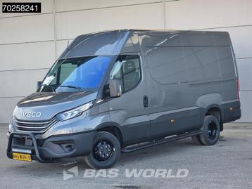 Iveco Daily 35C21 3.0L Automaat 2025model Black Edition L2H2 beschikbaar voor biedingen