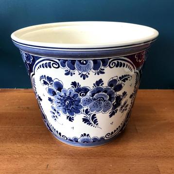 Cache pot Delftsblauw disponible aux enchères