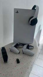 Sony ps5 disc / 2 controllers / headset / charging dock, Comme neuf, Enlèvement ou Envoi