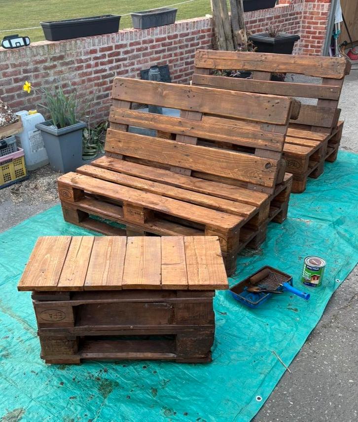 Zelfgemaakte palletbanken met tafeltje., Jardin & Terrasse, Ensembles de jardin, Comme neuf, Banque, Enlèvement