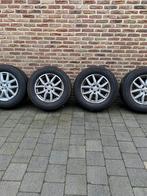 Volvo XC60 winterbanden met velg - 235/65 R17 (48 ET), Auto-onderdelen, Banden en Velgen, Gebruikt, 17 inch, Winterbanden, 235 mm