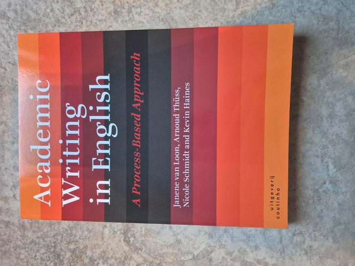 Kevin Haines - Academic Writing in English, Boeken, Taal | Engels, Zo goed als nieuw, Ophalen