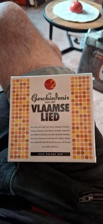 CD box De geschiedenis van het Vlaamse lied. beschikbaar voor biedingen
