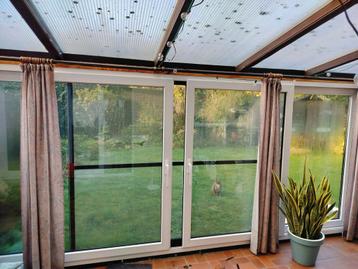 PVC schuifraam wit-donkerbruin 5,4m lang 4 delen beschikbaar voor biedingen