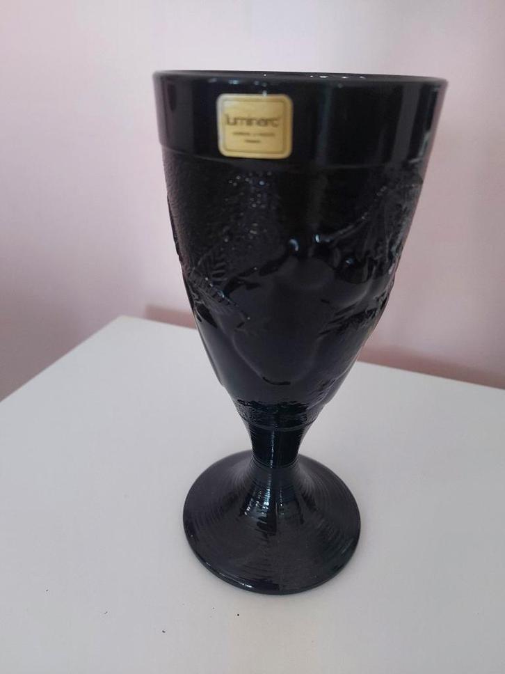 Verre noir Luminarc, Maison & Meubles, Cuisine | Vaisselle, Comme neuf, Verre ou Verres, Verre, Enlèvement
