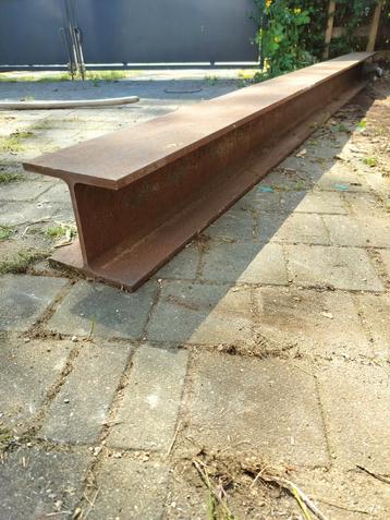 HEB poutrel 3,02×18×18 beschikbaar voor biedingen