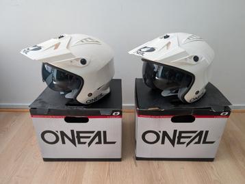 2x helm Oneal volt maat M en L beschikbaar voor biedingen