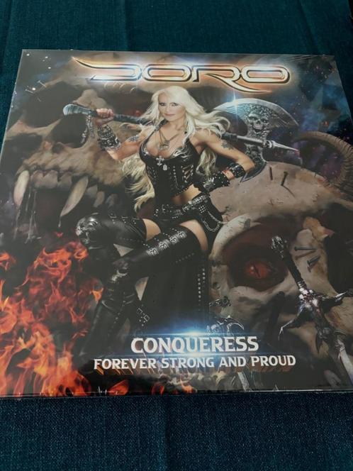 LP/CD box - Doro - Conqueress, Forever strong and proud, Cd's en Dvd's, Vinyl | Hardrock en Metal, Nieuw in verpakking, Ophalen of Verzenden
