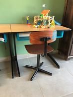 2 Schoolbankjes + 2 stoelen, Kinderen en Baby's, Ophalen, Zo goed als nieuw, Tafel(s) en Stoel(en)