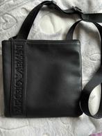 Crossbody tas, Ophalen
