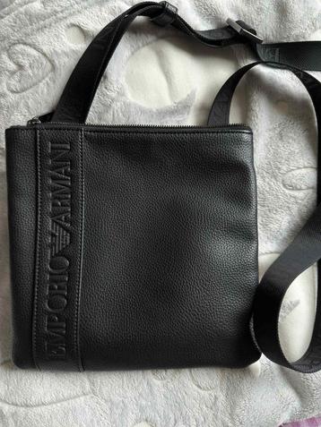 Crossbody tas beschikbaar voor biedingen