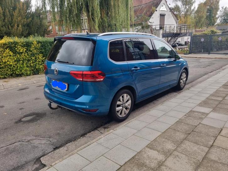 Vw touran 1.6TDT Euro6b tel 0484.05/05/01, Autos, Volkswagen, Particulier, Touran, Diesel, Euro 6, MPV ou Monospace, 5 portes