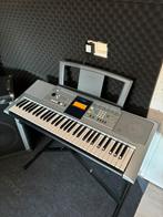 Yamaha psr e323, Muziek en Instrumenten, Ophalen, Zo goed als nieuw, Yamaha